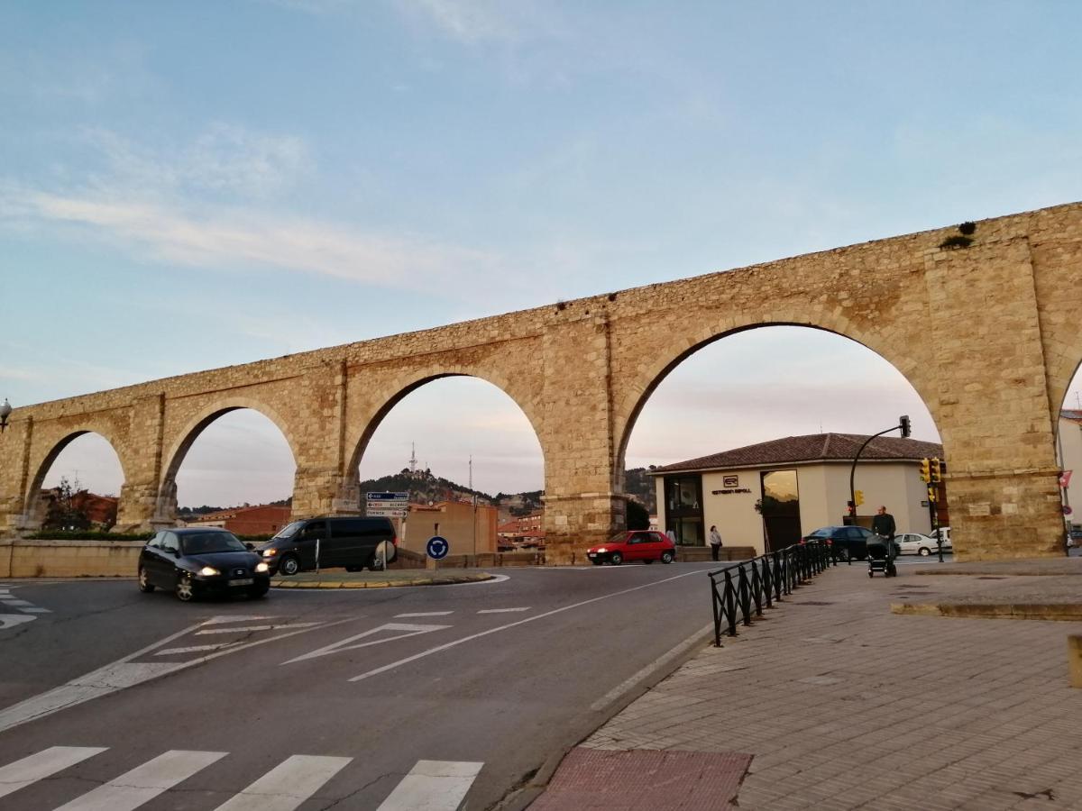 Estudios Los Arcos Теруель Екстер'єр фото